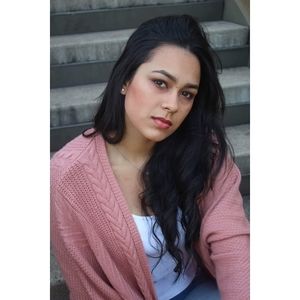 Meet your Posher, Daniela